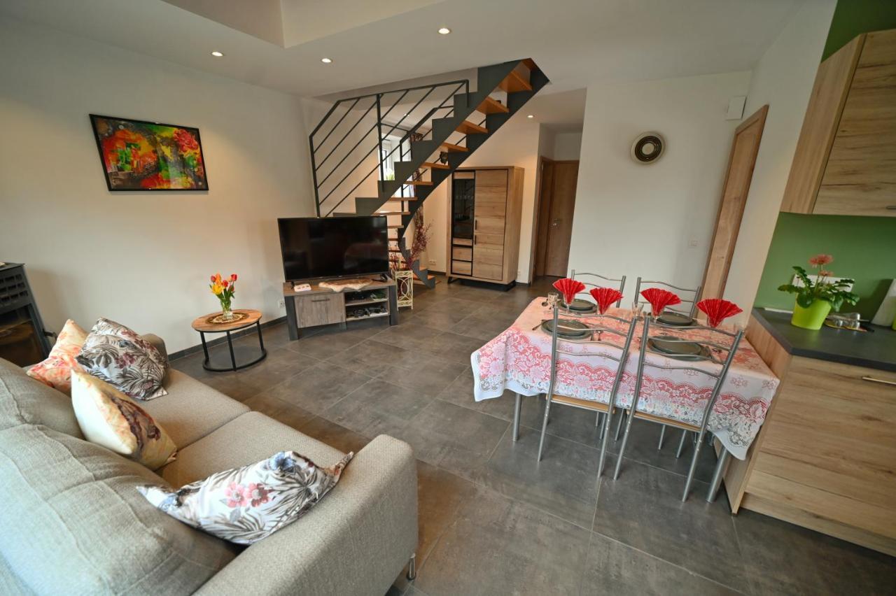La Petite Maison Dans La Prairie Отон Екстер'єр фото